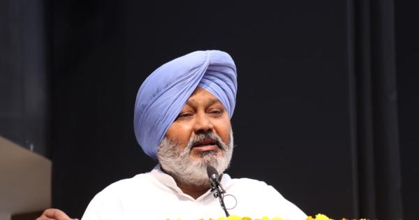 ਭਗਵੰਤ ਮਾਨ ਸਰਕਾਰ ਸ੍ਰੀ ਗੁਰੂ ਰਵਿਦਾਸ ਜੀ ਵੱਲੋਂ ਦਰਸਾਏ ਸਮਾਨਤਾ ਦੇ ਸਿਧਾਂਤਾਂ `ਤੇ ਕੰਮ ਕਰ ਰਹੀ ਹੈ; ਨੌਜਵਾਨ ਗੁਰੂ ਸਾਹਿਬ ਦੇ ‘ਬੇਗਮਪੁਰਾ’ ਦੇ ਸੰਕਲਪ ਵਾਲਾ ਭਾਰਤ ਬਣਾਉਣ ਲਈ ਅੱਗੇ ਆਉਣ: ਹਰਪਾਲ ਸਿੰਘ ਚੀਮਾ