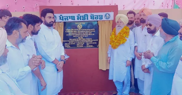 ਕੈਬਨਿਟ ਮੰਤਰੀ ਸ. ਖੁੱਡੀਆਂ ਨੇ ਲੰਬੀ ਹਲਕੇ ਦੇ ਵੱਖ—ਵੱਖ ਪਿੰਡਾਂ ਦੀਆਂ ਲਿੰਕ ਸੜਕਾਂ ਦੇ ਰੱਖੇ ਨੀਂਹ ਪੱਥਰ