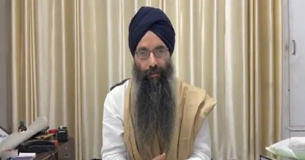 ਹੇਮਕੁੰਟ ਸਾਹਿਬ ਮੈਨੇਜਮੈਂਟ ਦਾ ਨਵਾਂ ਫਰਮਾਨ: ਬਿਨਾਂ ਸ਼ਸਤਰ ਆਉਣ ਦੀ ਅਪੀਲ