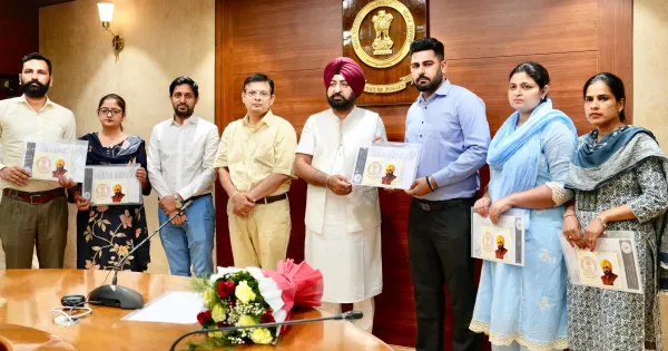 ਹਰਦੀਪ ਸਿੰਘ ਮੁੰਡੀਆਂ ਨੇ ਨਿਯੁਕਤੀ ਪੱਤਰ ਸੌਂਪੇ