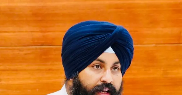ਮੁੱਖ ਮੰਤਰੀ ਭਗਵੰਤ ਸਿੰਘ ਮਾਨ ਦੇ ਐਲਾਨ ਤੋਂ  ਬਾਅਦ, ਮਨਮਾਨੇ ਢੰਗ ਨਾਲ ਫੀਸਾਂ ਵਿੱਚ ਵਾਧੇ ‘ਤੇ ਰੋਕ ਲਈ ਕਾਨੂੰਨ ਦਾ ਖਰੜਾ ਬਣਾਉਣ ਦੇ ਹੁਕਮ