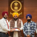 ਮੁੱਖ ਮੰਤਰੀ ਭਗਵੰਤ ਸਿੰਘ ਮਾਨ ਵੱਲੋਂ ਯੂ.ਪੀ.ਐਸ.ਸੀ.-2025 ਪਾਸ ਕਰਨ ਵਾਲੇ ਉਮੀਦਵਾਰਾਂ ਦਾ ਸਨਮਾਨ